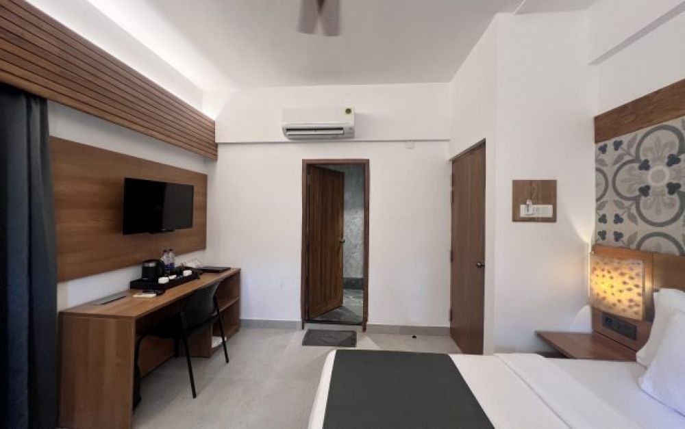 Standard Basic Room, Chalston Beach Resort 3+