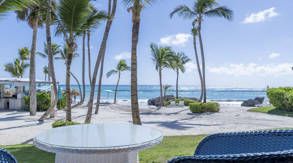 Deluxe Beachfront Room, Eden Roc At Cap Cana 5*