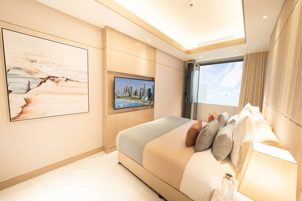 1 BED | Skyline Suite w/Pool, Five Luxe JBR 5*