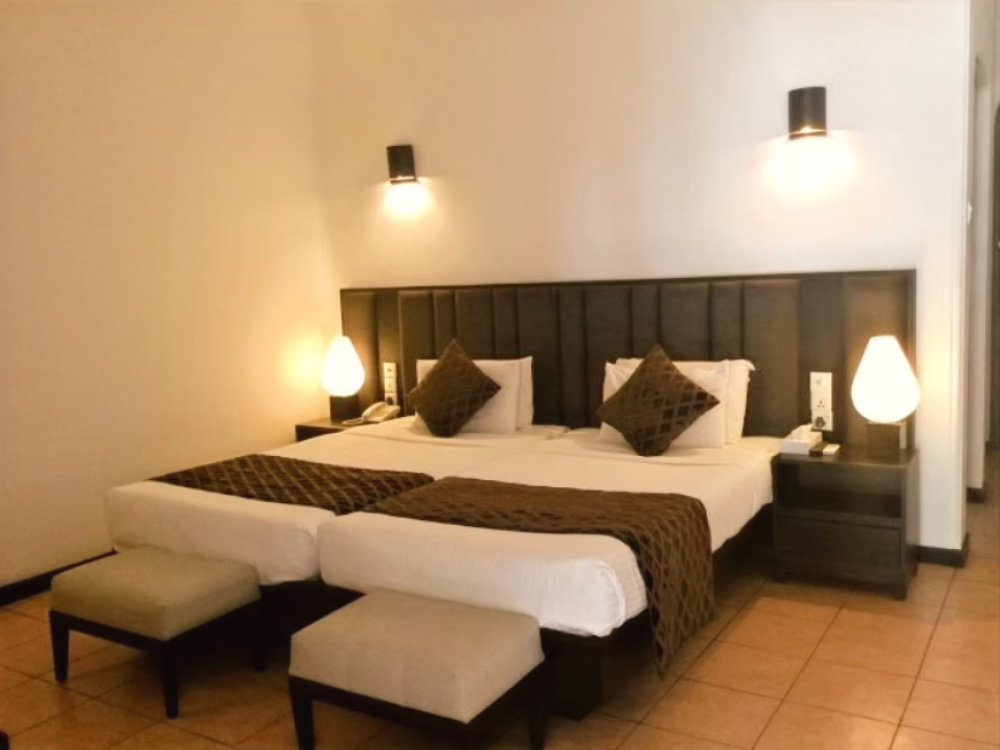 Deluxe DBL/TRPL, Joes Bentota 4*