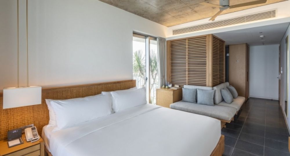 Deluxe Oceanfront with/without Balcony, Chicland Hotel 4*