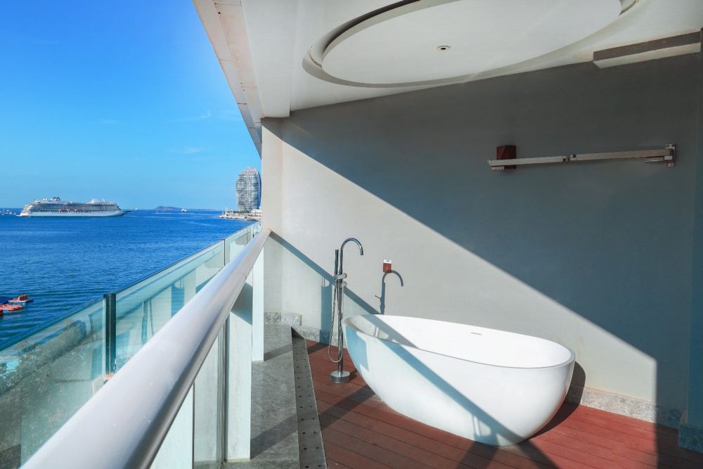 Cozy sea view room, Tiancheng Central Coast Seaview Hotel Sanya 5*