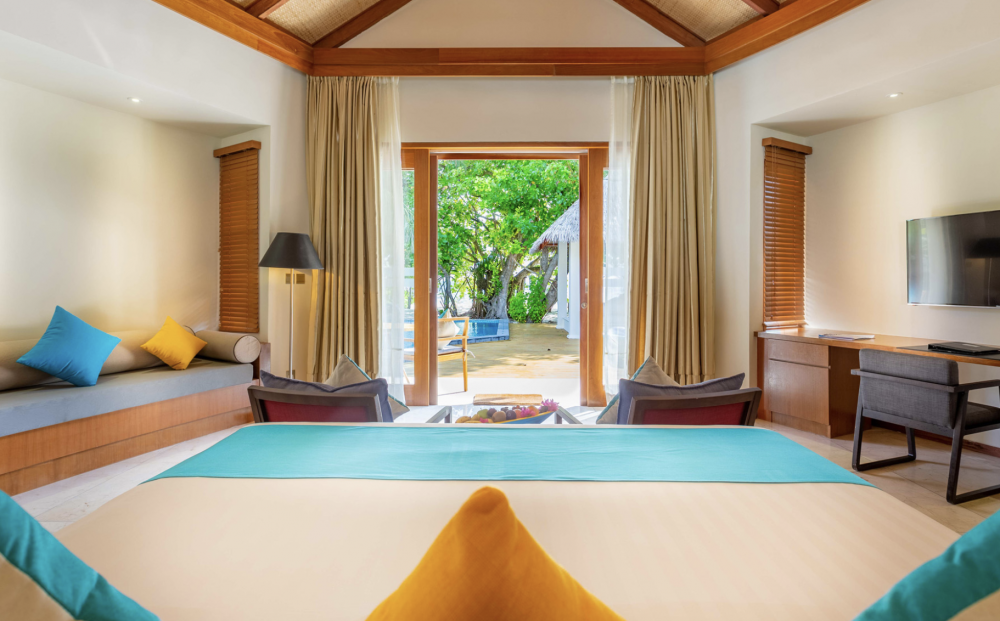 Beach Pool Villa with Jacuzzi, Furaveri Maldives 5*