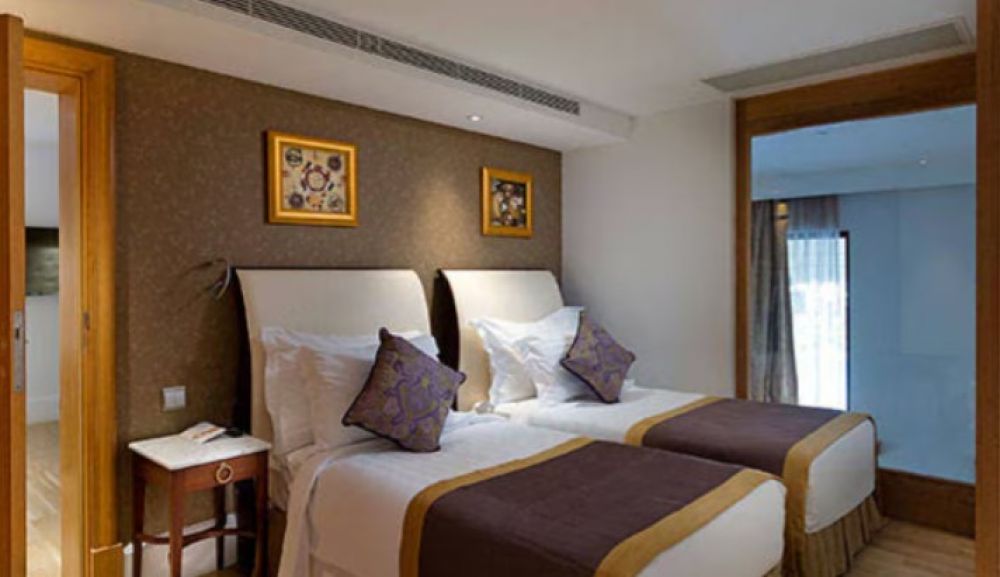 Premium Pool Duplex Suite Swim Up, Titanic Mardan Palace Special Rooms 5*