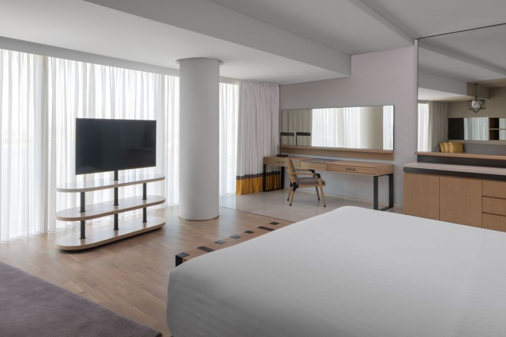 Grand Deluxe, Marriott Marquis Dubai Jewel of the Creek 5*