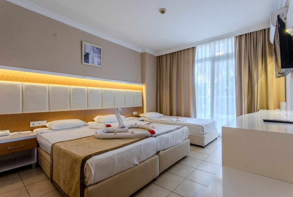 Standard, Incekum Su Hotel 4*