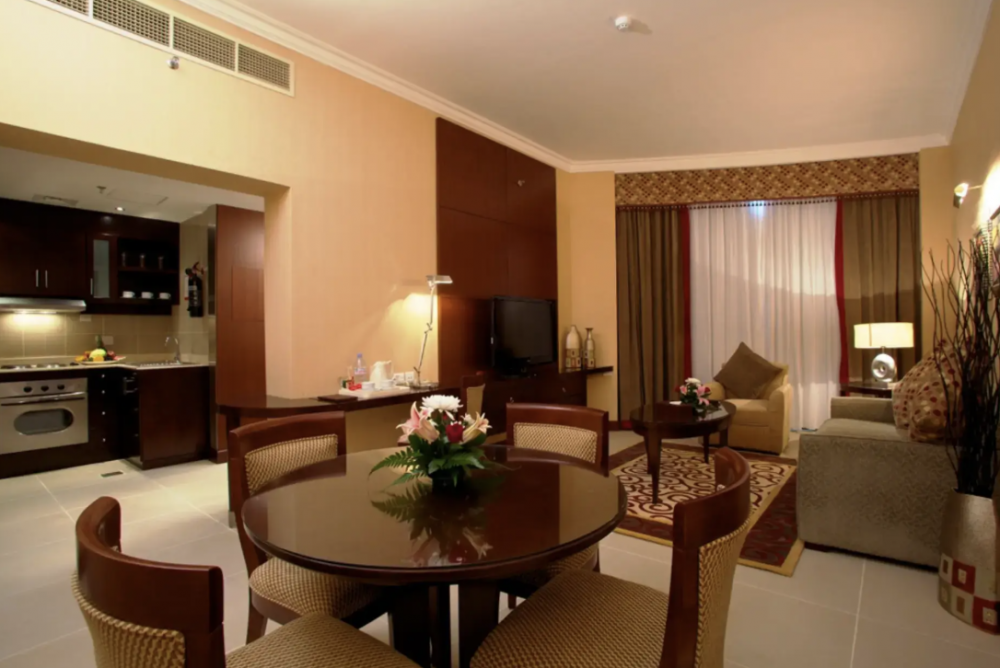 Junior Suite / 1 bedroom unit w/ kitchenette, Concorde Hotel Fujairah 5*