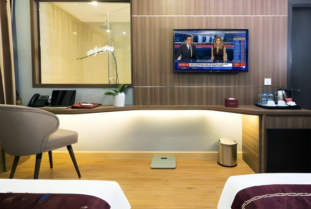 Deluxe with Balcony, LeMore Hotel Nha Trang 4*