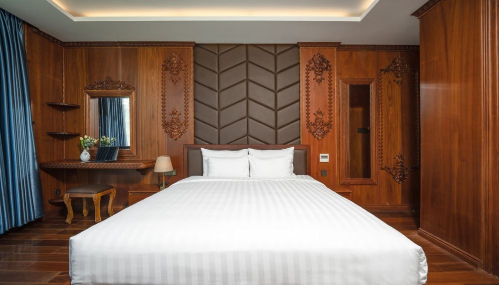 Deluxe Double with Bathtub, Monalisa Luxury Hotel 3*