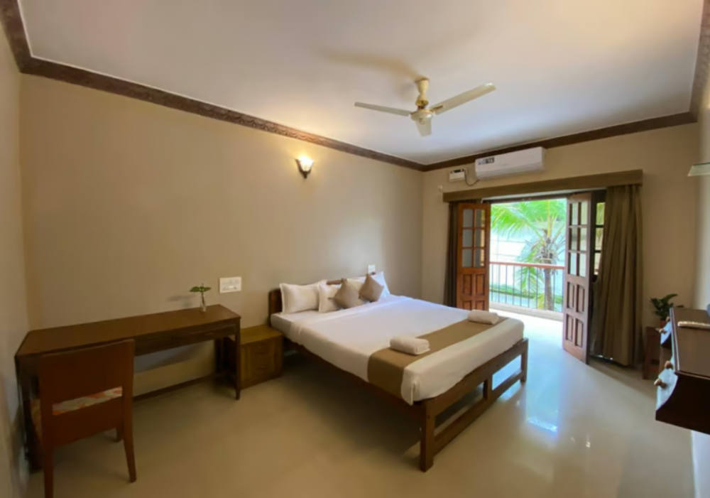 Deluxe Room, Ashvem Beach Inn 2*