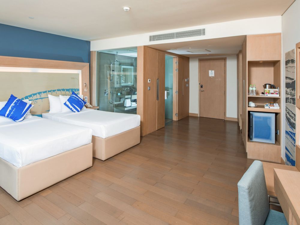 Deluxe CV, Novotel Danang Premier Han River 5*