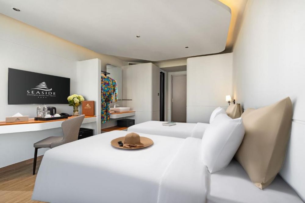 Premier City View/Partial Sea View, Seaside Boutique 4*