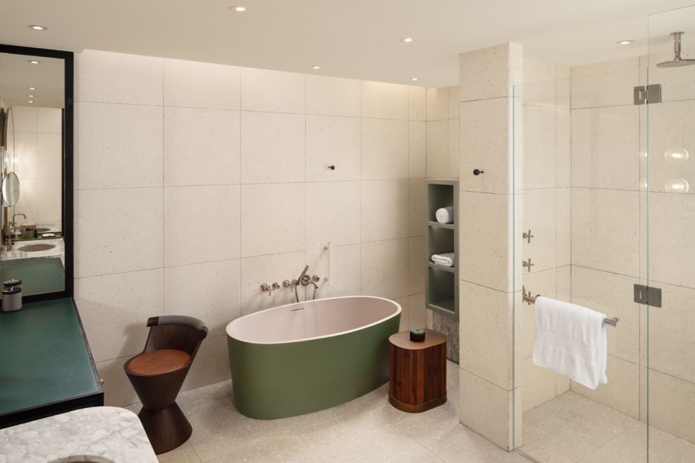Deluxe OV Suite, New World Hoiana Beach Resort 5*