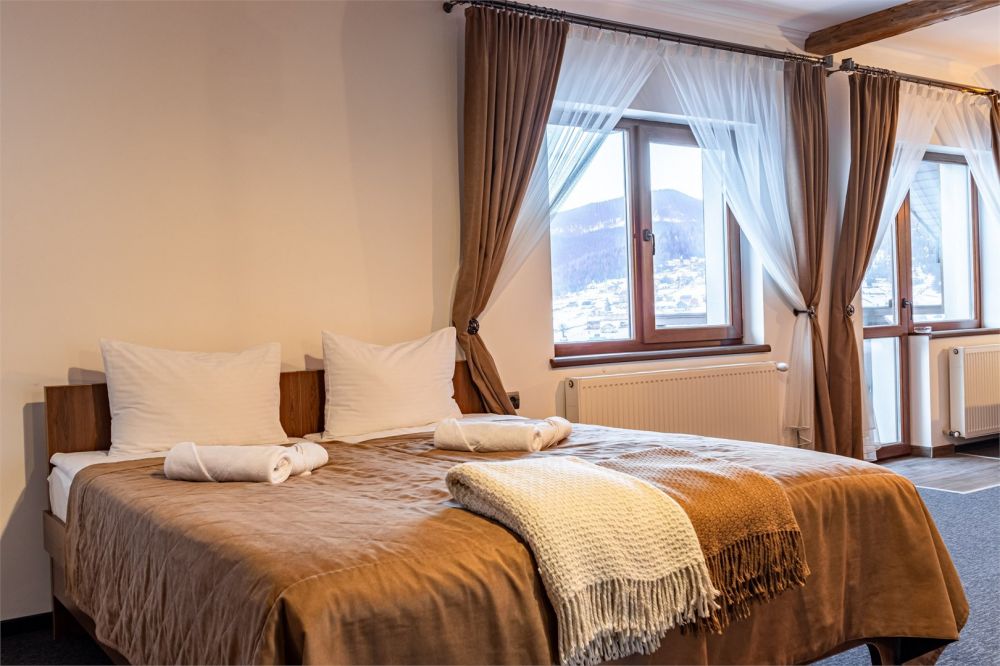 Люкс 4-местный, Князів Двір 3*