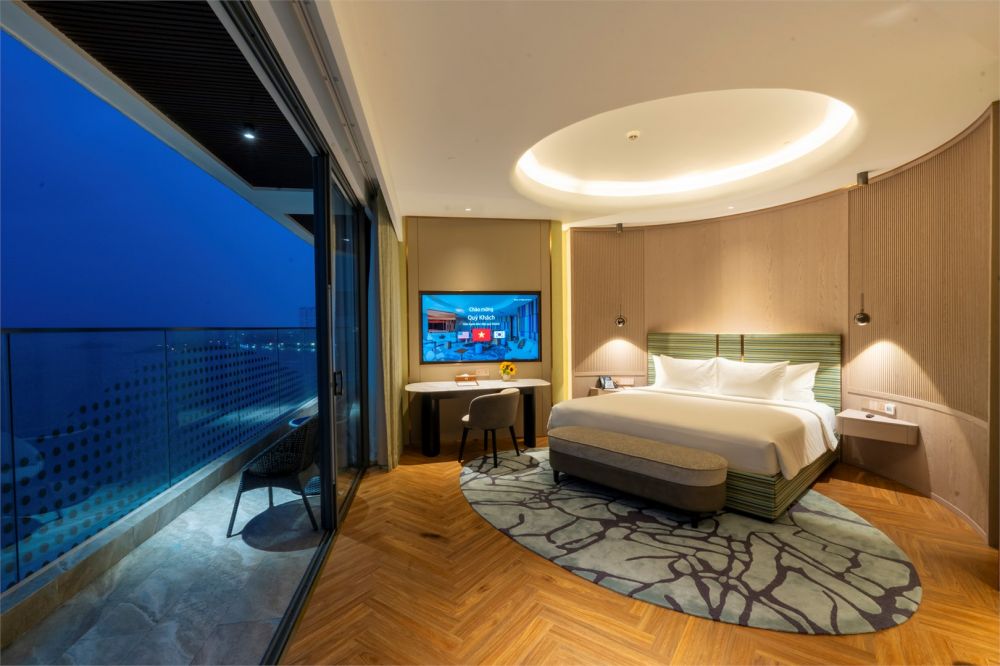 Executive Suite, The Morning Glow Boutique Hotel Nha Trang 5*