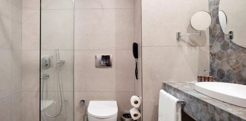 Standard, Melas Hotel 5*