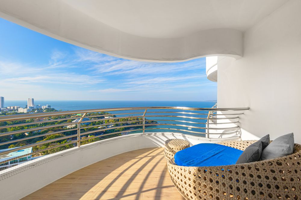 Grand Sea View Plus Room, Royal Cliff Grand Hotel 5*