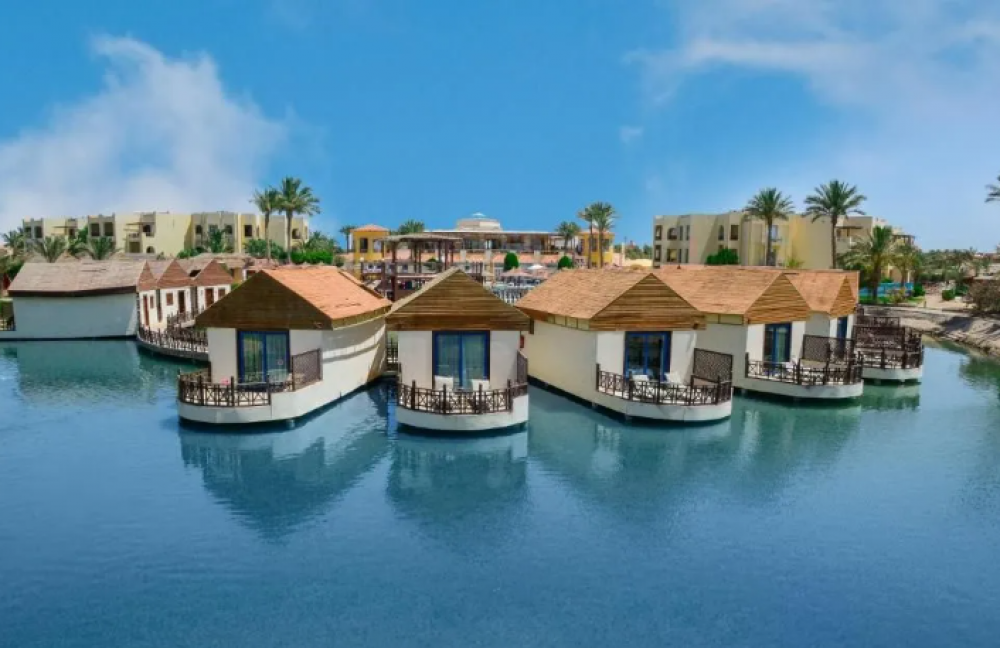 OVER WATER BUNGALOW OR POOL BUNGALOW, Panorama Bungalows El Gouna 4*