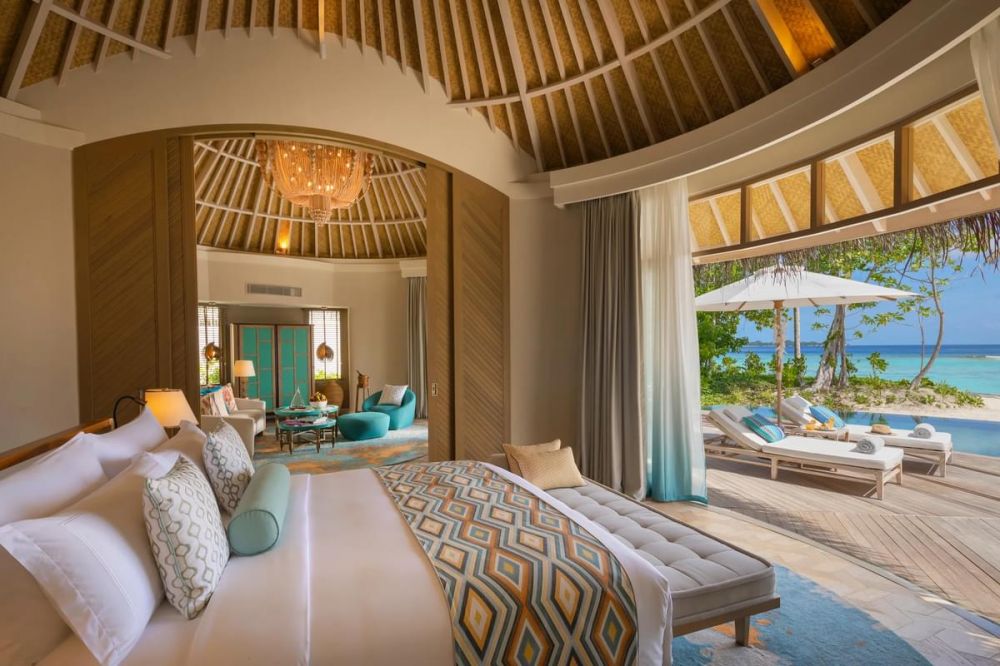 Beach House with Private Pool, The Nautilus Maldives 5*