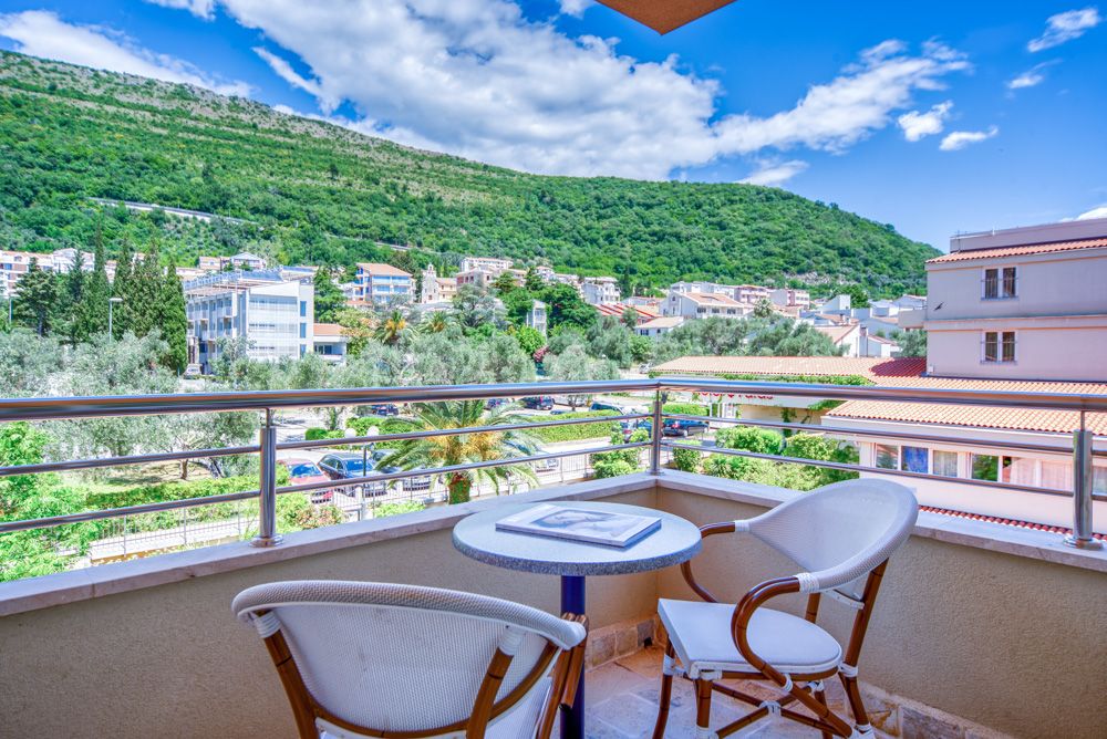 DBL Park View, Palas 4*