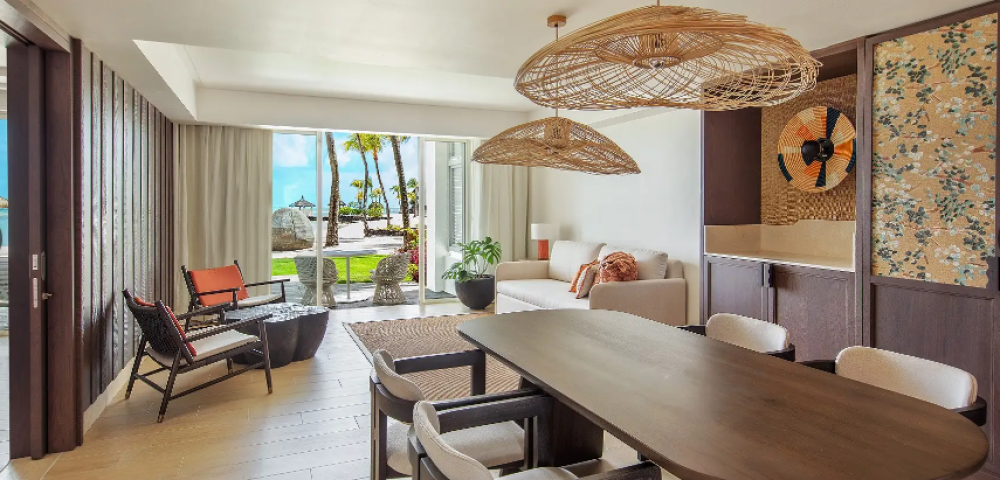 Hibiscus Signature Beachfront Suite, Shangri-La's Le Touessrok Resort & Spa 5*