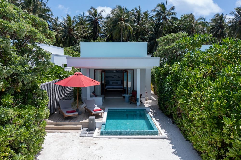 Beach Villa with Garden Pool/ Beach Villa with Pool, Dhigali Maldives 5*