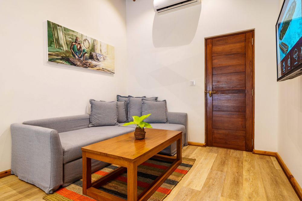 Deluxe 2-Bedroom Beach Suite, Reethi Faru Resort 4*