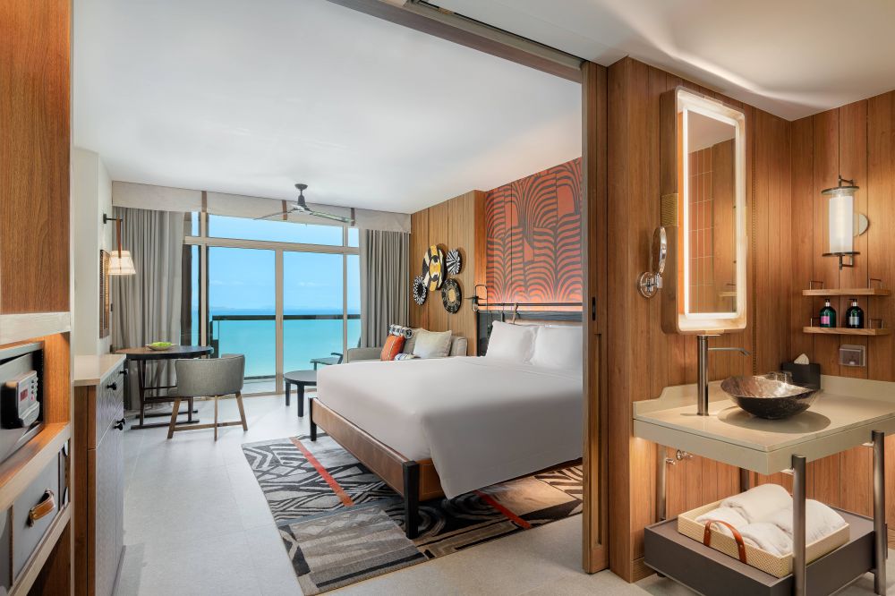 Premium Explorer, Centara Grand Mirage Beach Resort Pattaya 5*