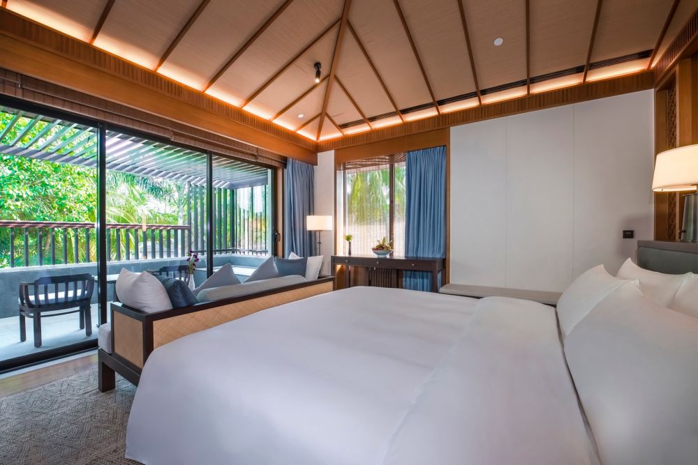 Luxury Pool Villa with 2 bedrooms, Le Meridien Shimei Bay Beach Resort & Spa 5*