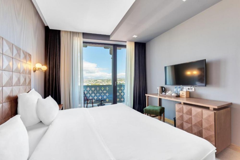 Deluxe Twin with Balcony, Amante Narikala 4*