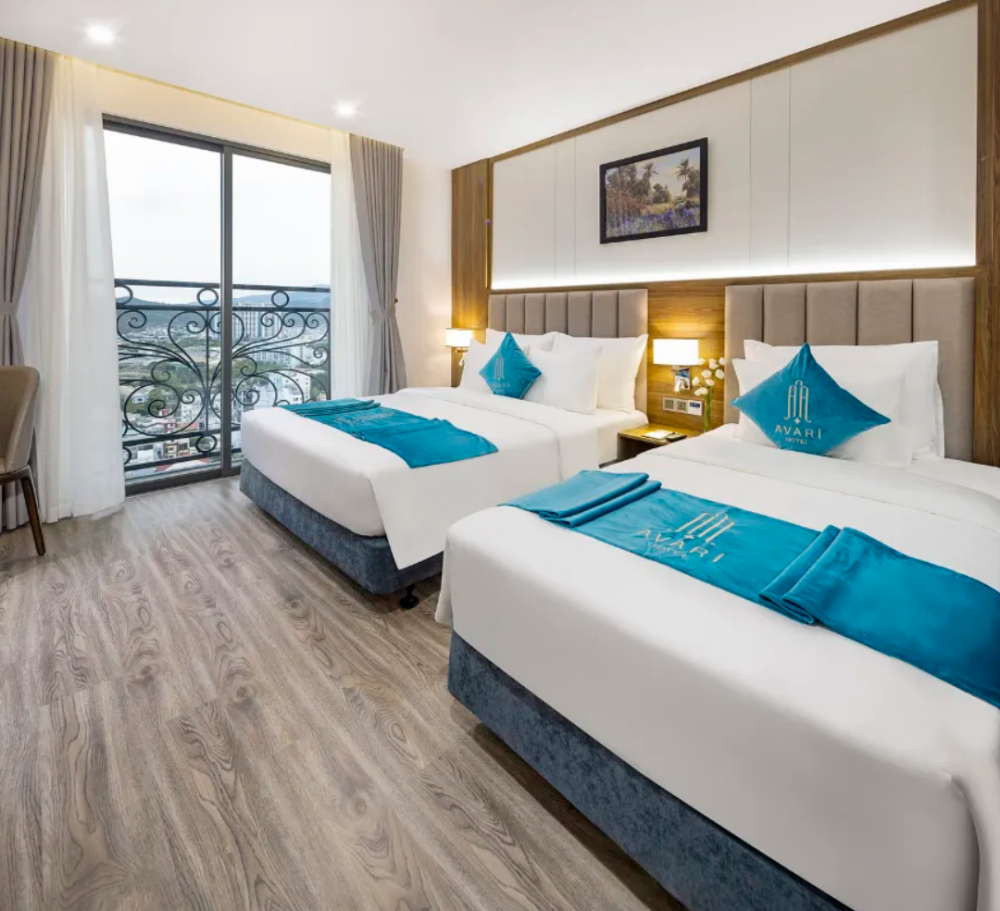 Deluxe TRPL SV, Avari Hotel 4*