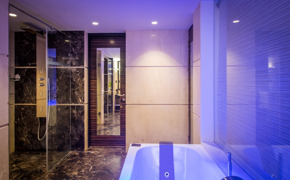 Executive Suite, Planet Hollywood Beach Resort Goa 5*