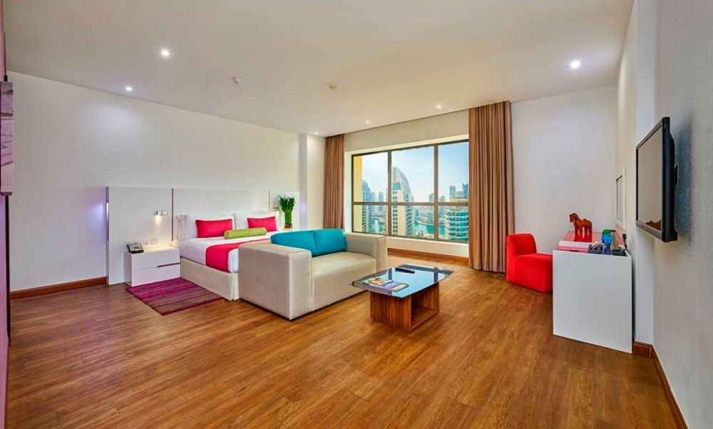 Deluxe Room, Ramada Hotel & Suites By Wyndham Jbr (ex. Hawthorn Suites) 4*