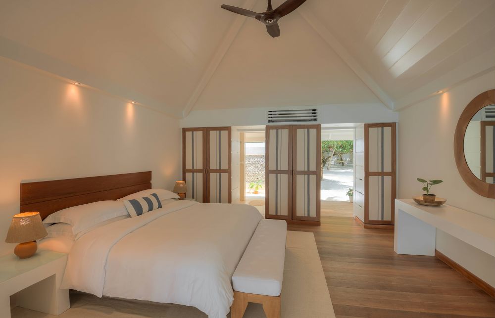 Beach Front Junior Suite, Diamonds Athuruga Island 5*