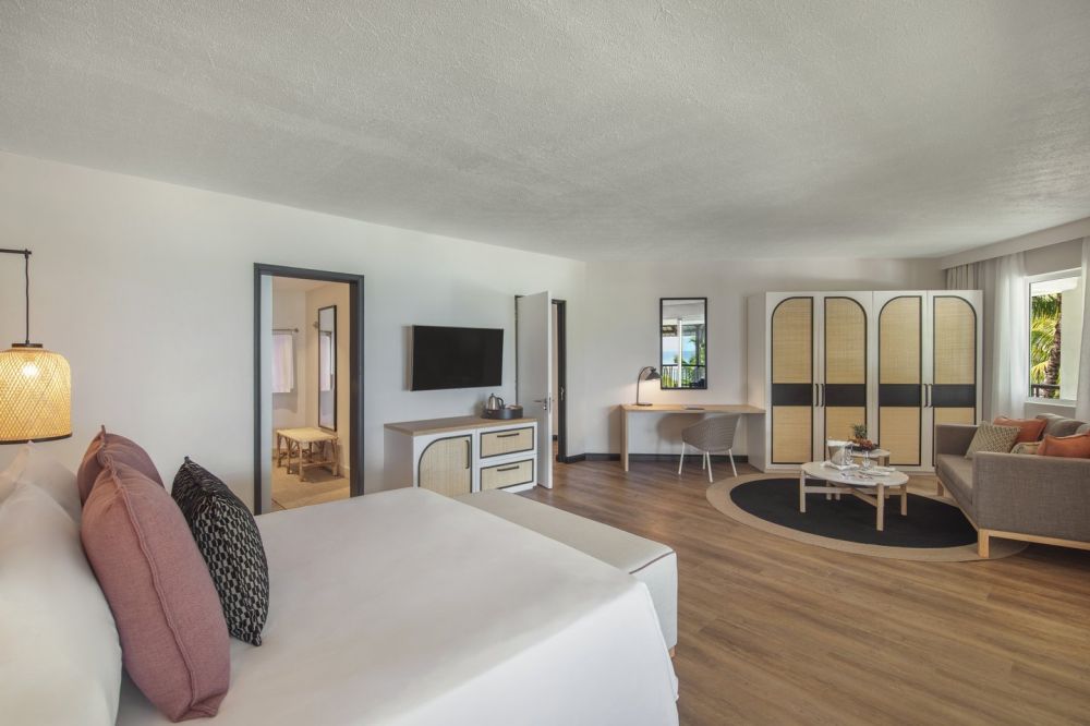 2-Bedroom Family Apartment, Victoria Beachcomber Resort & SPA 4*