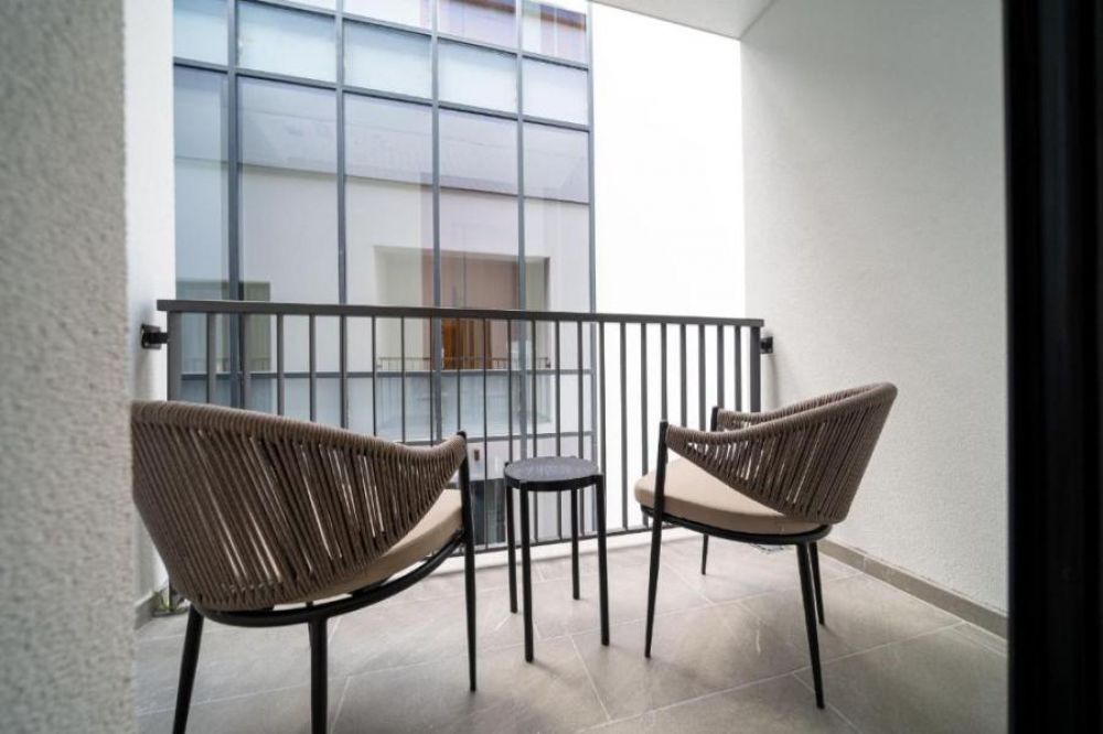 One Bedroom Apartment, Millennium 4*