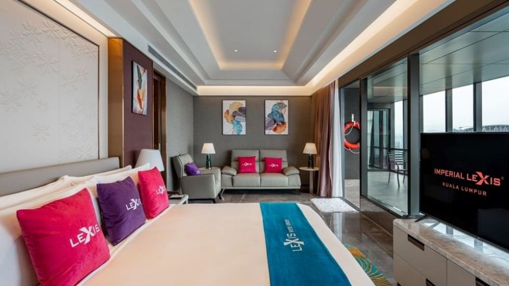Presidential Pool Suite, Imperial Lexis Kuala Lumpur 5*