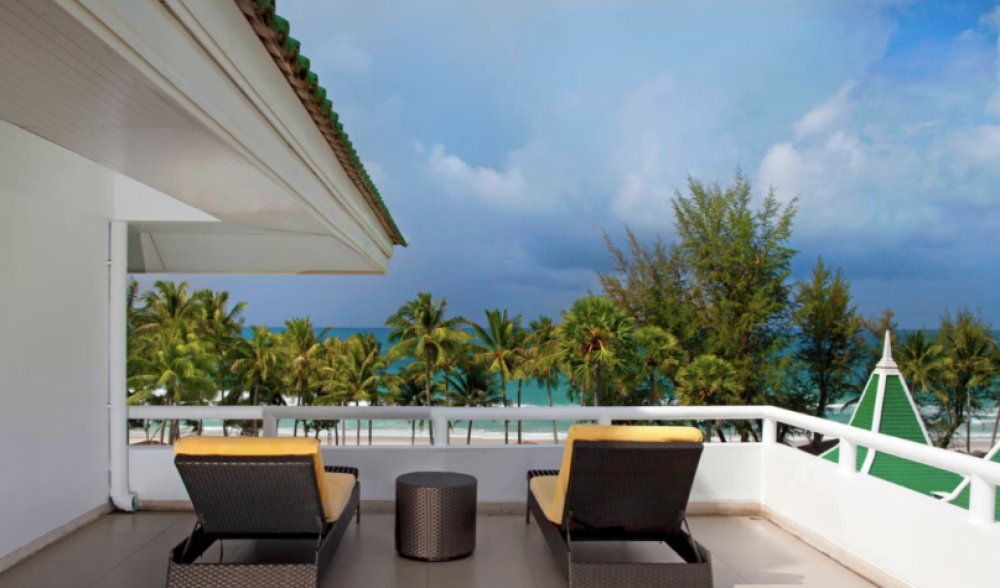 Deluxe Ocean Terrace Room, Le Meridien Phuket 5*
