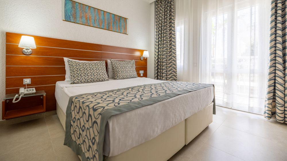 Standard, Petunya Beach Resort 4*