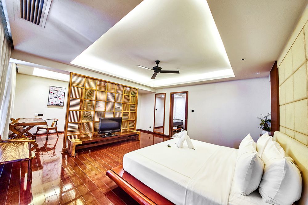 Panoramic Ocean View Loft, Ocean Sonic Resort Sanya 5*