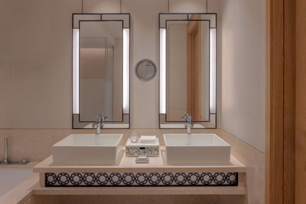 Creek Deluxe Room, Marriott Marquis Dubai Jewel of the Creek 5*