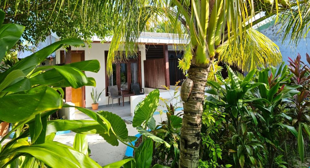 Deluxe Double with Balcony, Lagoon View Maldives 