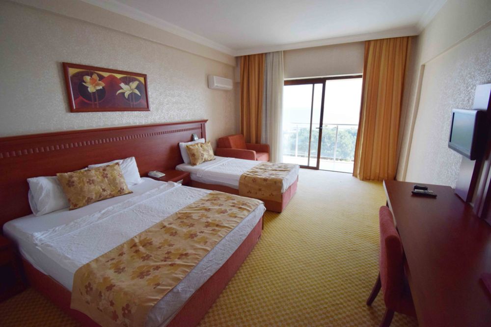 Standard Room, Hotel Laphetos Beach 5*
