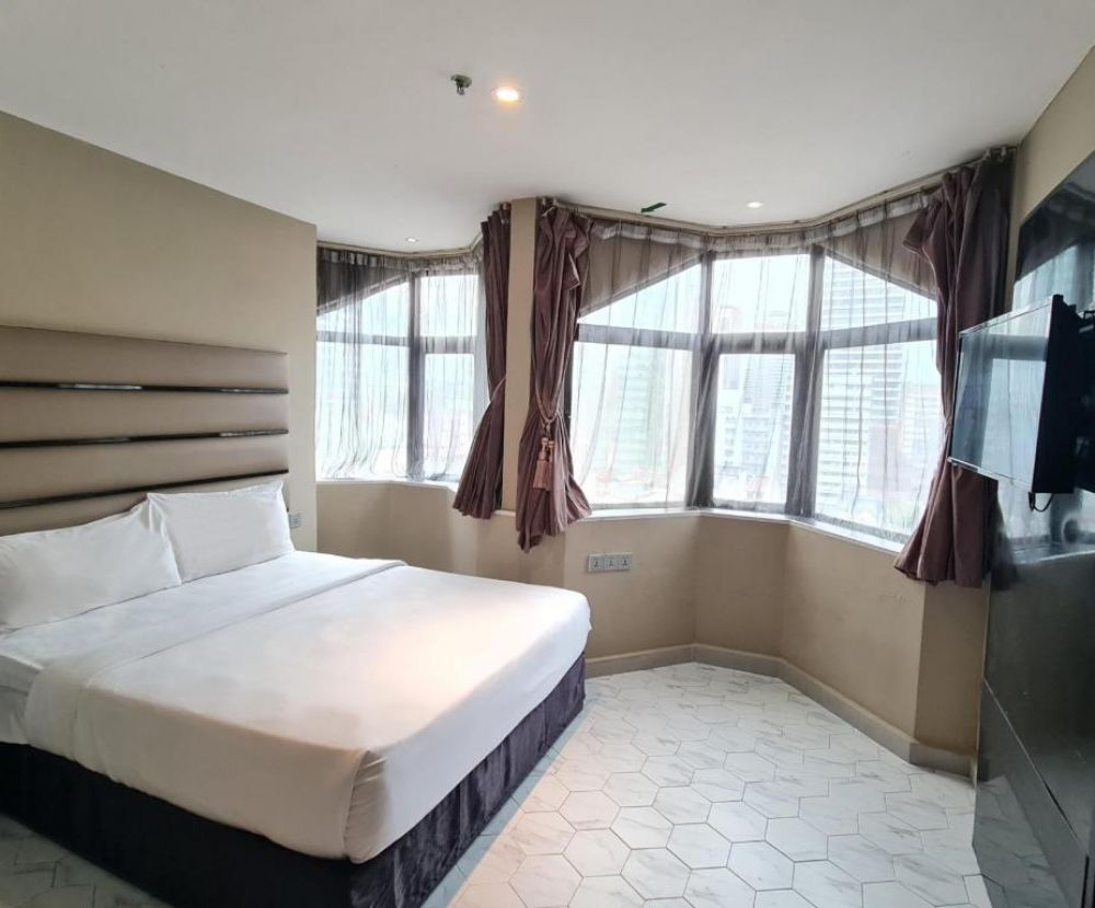 Deluxe Star, Arenaa Star Hotel 3*