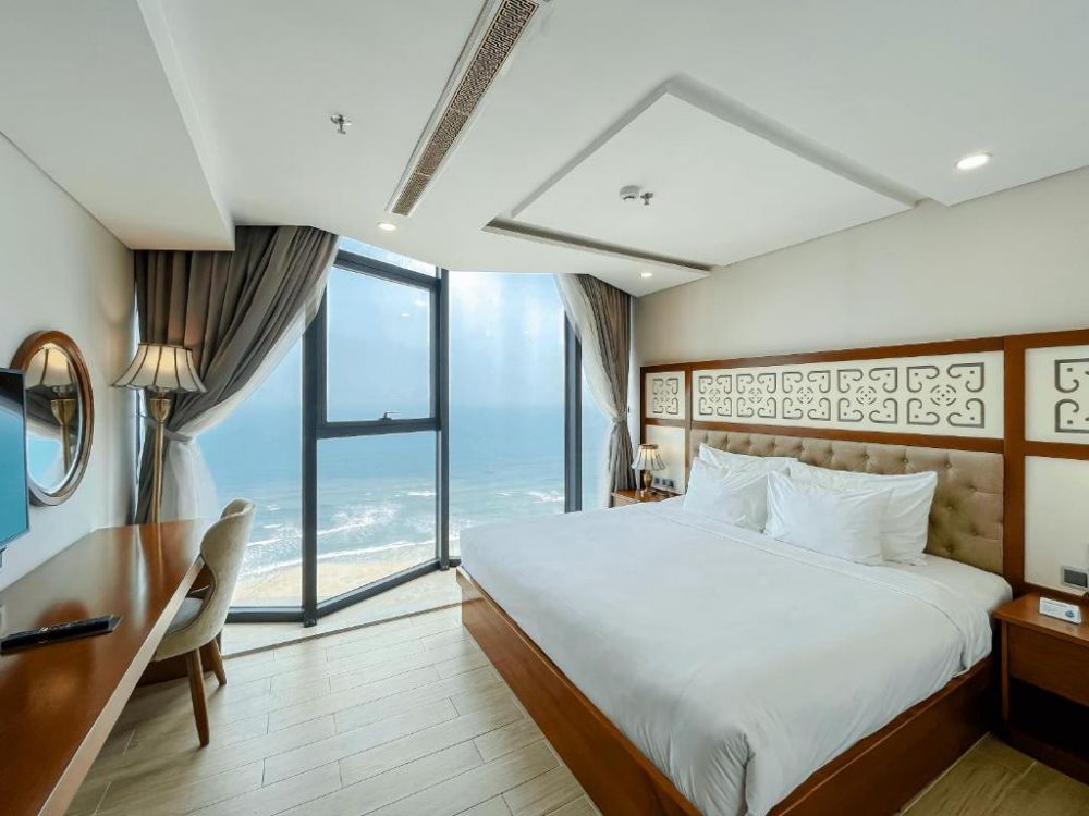 2 bedroom Apartment/ Seafront 2 Bedroom Apartment, Paris Deli Hotel 4*