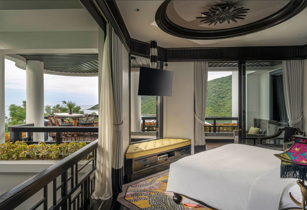 1 King Terrace Suite Ocean View, InterContinental Danang Sun Peninsula Resort 5*