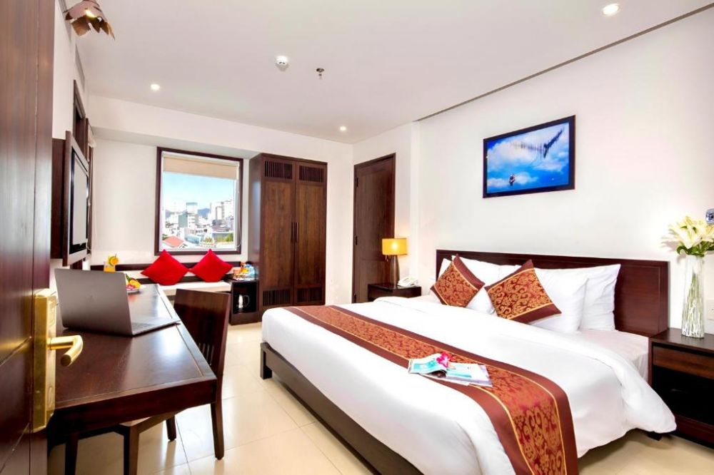 Deluxe, Edele Nha Trang 3*