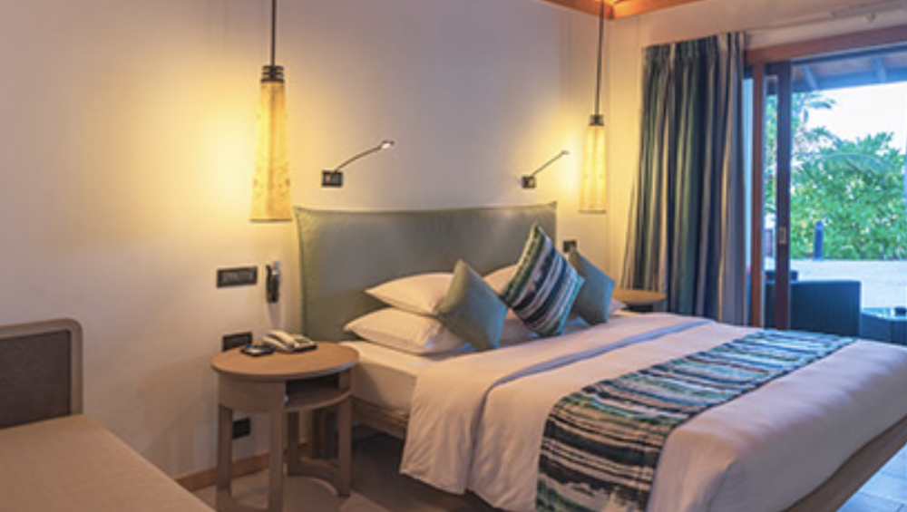 Adjoining Beach Villa, Vilamendhoo Island Resort & Spa 4*