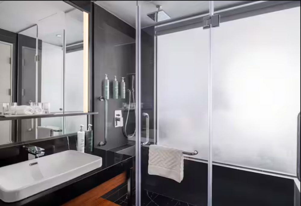 Guest Room, Hilton Garden Inn Da Nang 4*