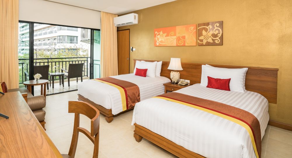 Deluxe ROH (Ocean Wing), Cosy Beach Hotel 3+